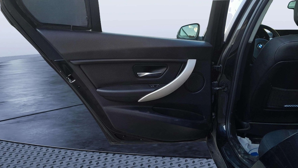 RR L DOOR