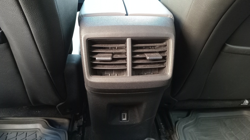 RR AC GRILL
