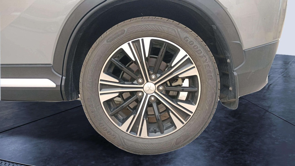 RR L TIRE