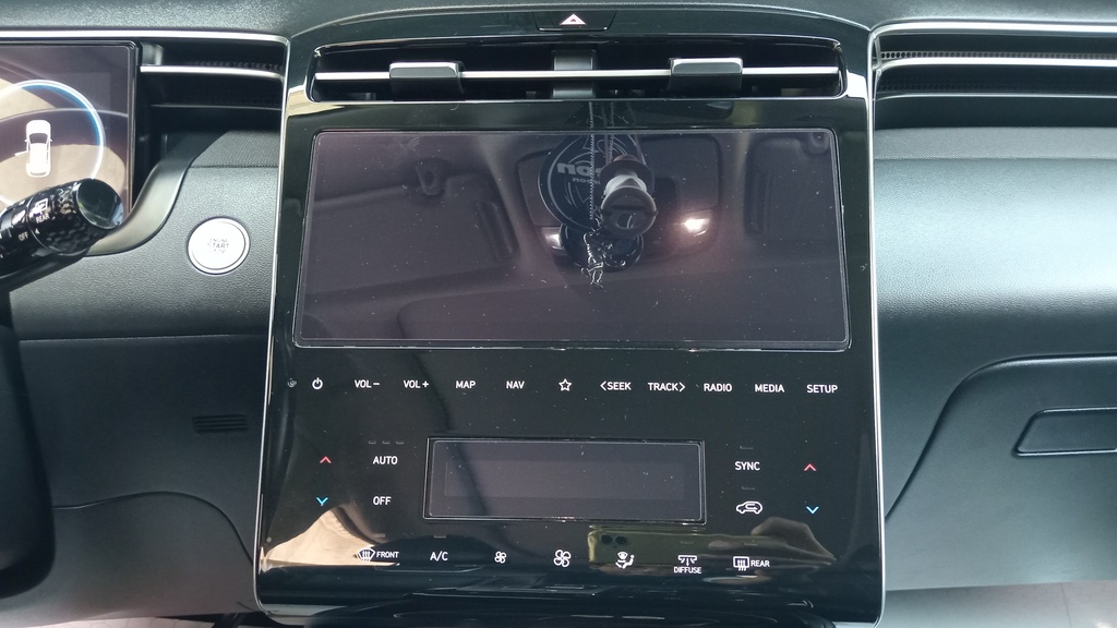 MULTIMEDIA SCREEN