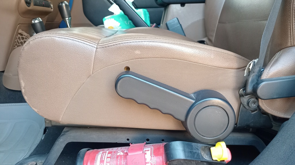 DRIVER SEAT SWITCHES