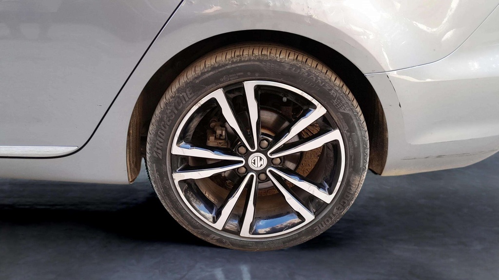 RR L TIRE