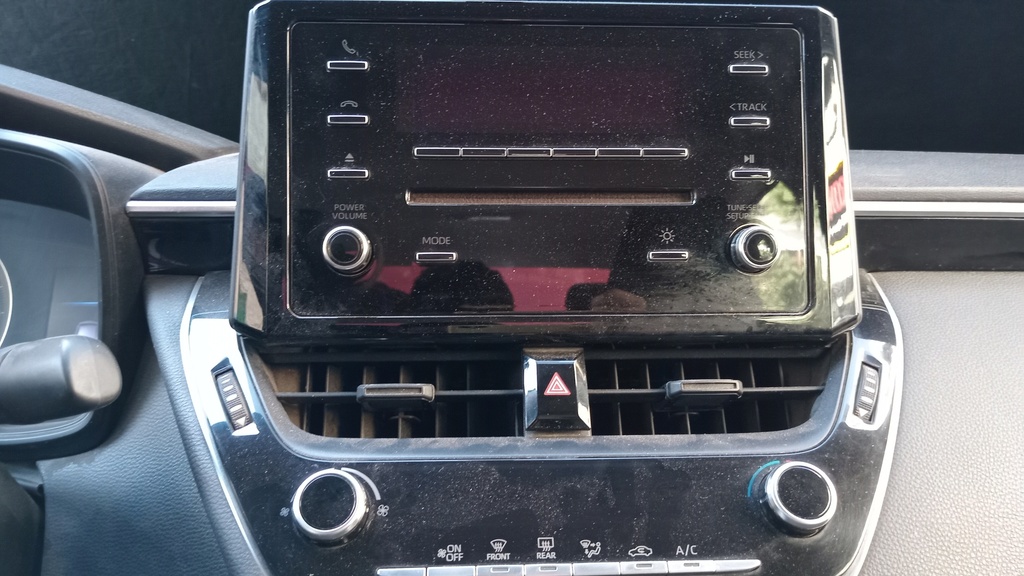 MULTIMEDIA SCREEN