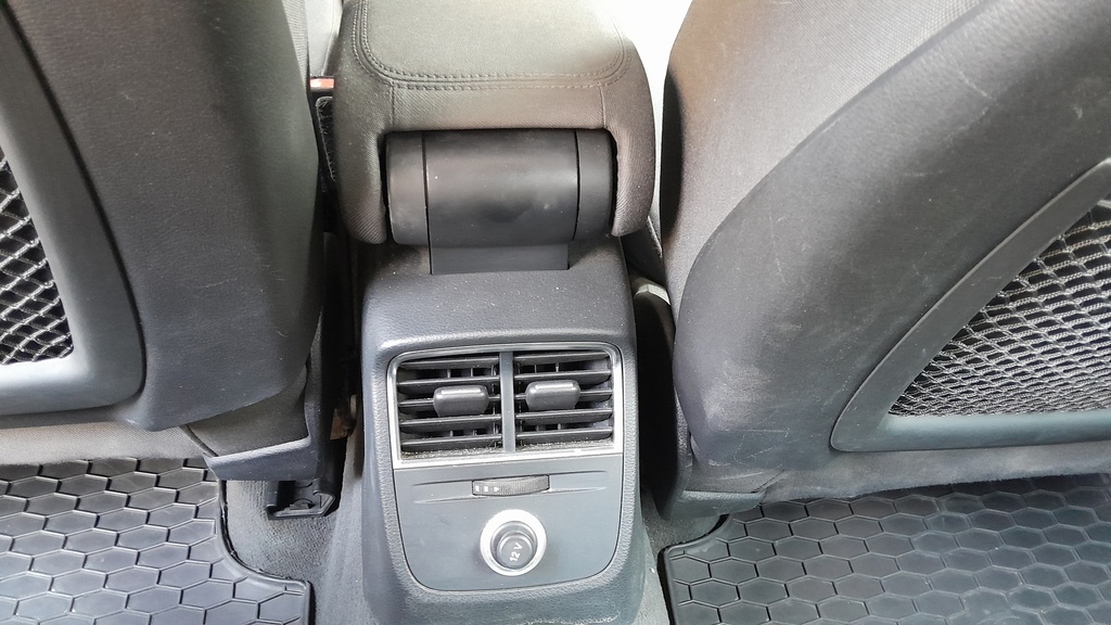 RR AC GRILL