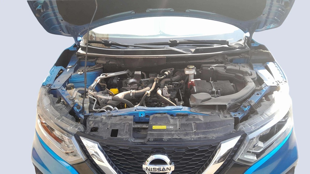 ENGINE COMPARTMENT