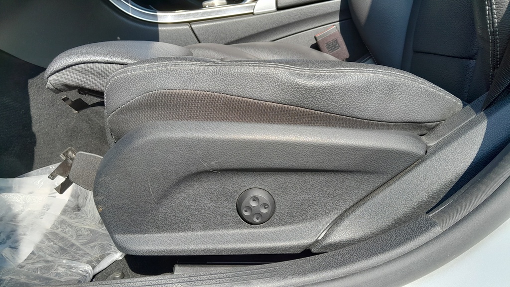 DRIVER SEAT SWITCHES