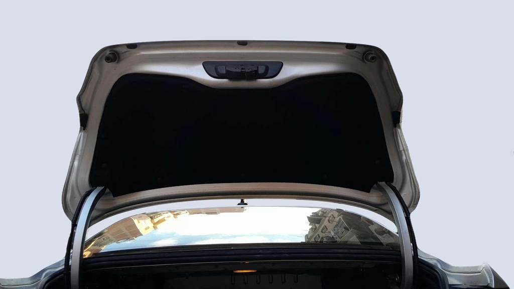 TRUNK HOOD