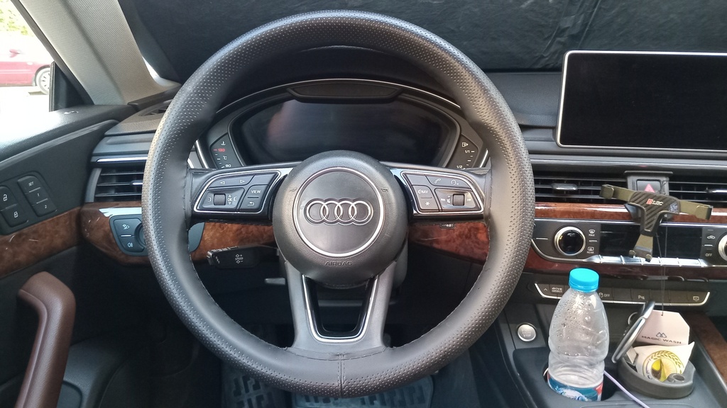 STEERING WHEEL