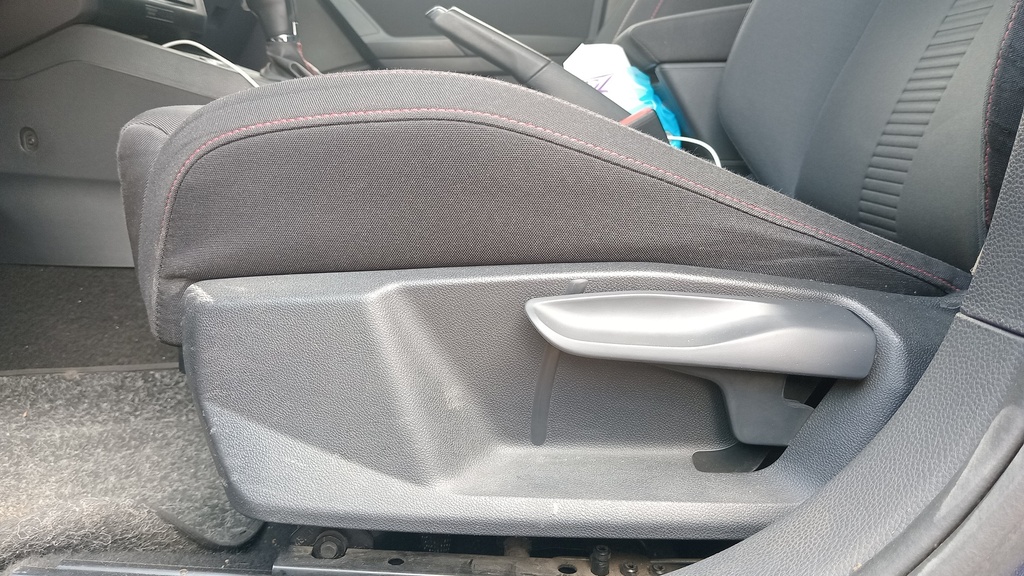 DRIVER SEAT SWITCHES