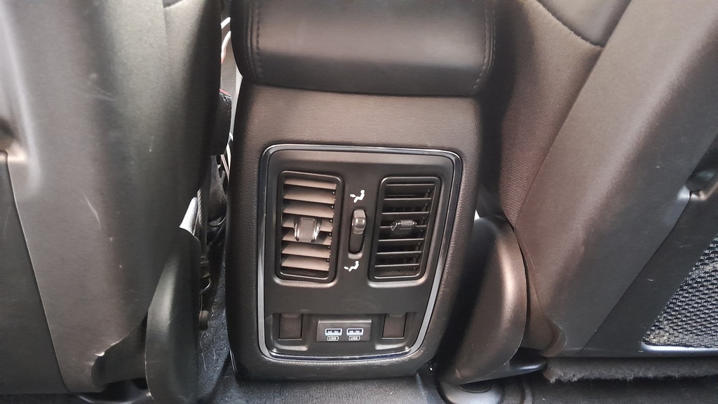 RR AC GRILL