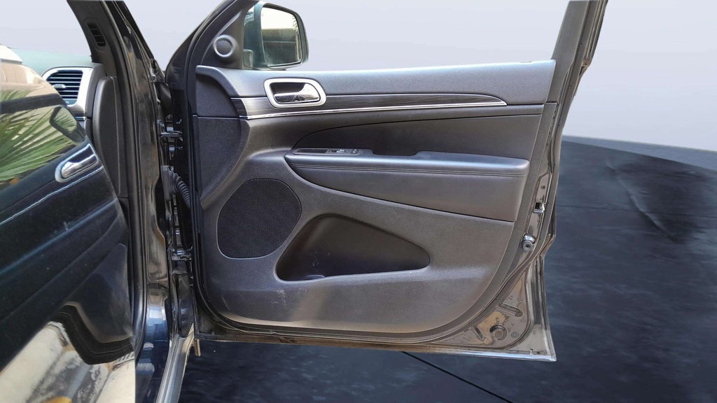 FR R DOOR