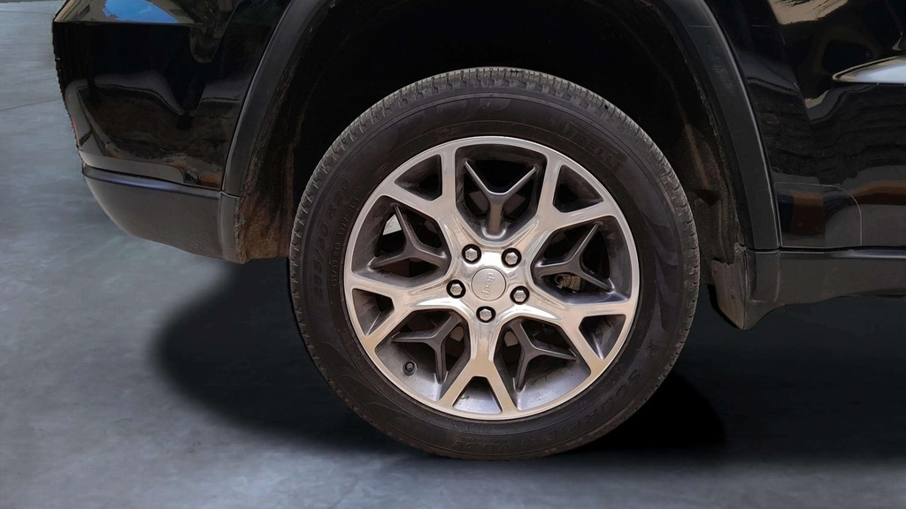 RR R TIRE