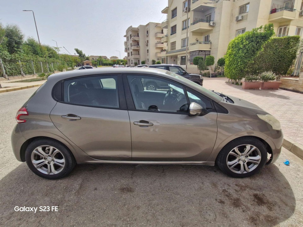 Peugeot 208 2014 1st Category