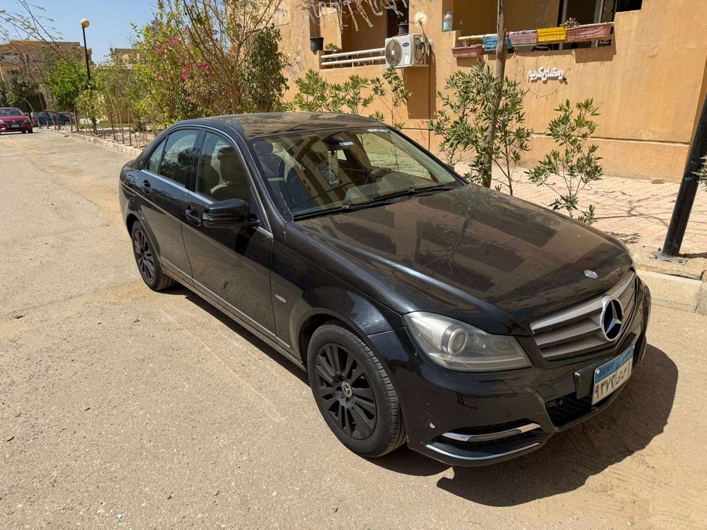 Mercedes C 200 2012 4th Category