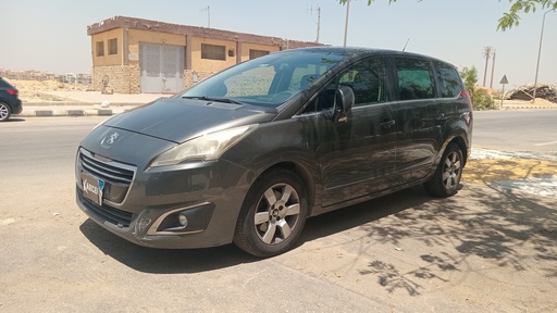 [P52373] Peugeot 5008 2016 1st Category